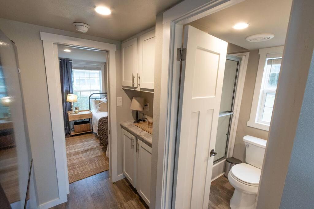 Pet Friendly Tiny House Rental With New Access To Guadalupe River Nbtx 新布朗费尔斯 外观 照片